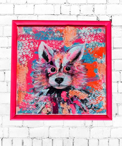 Mini Baby Waschbär mit verspielten Hintergrund