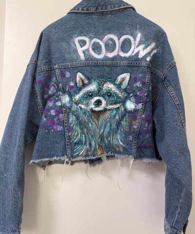 Denim Kurz-Jeansjacke mit Waschbär