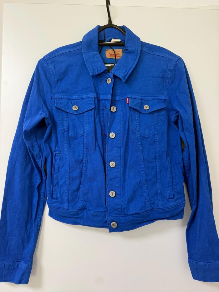 Blaue Jeansjacke mit Marine Fischen – Bild 3