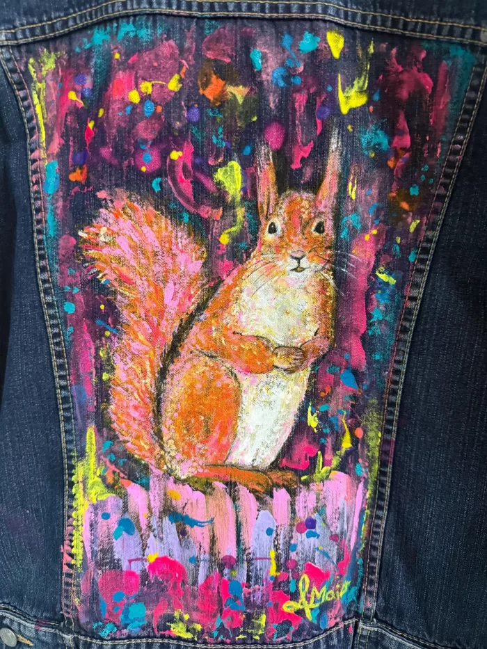 Dark Denim Jeansjacke mit Eichhörnchen – Bild 3