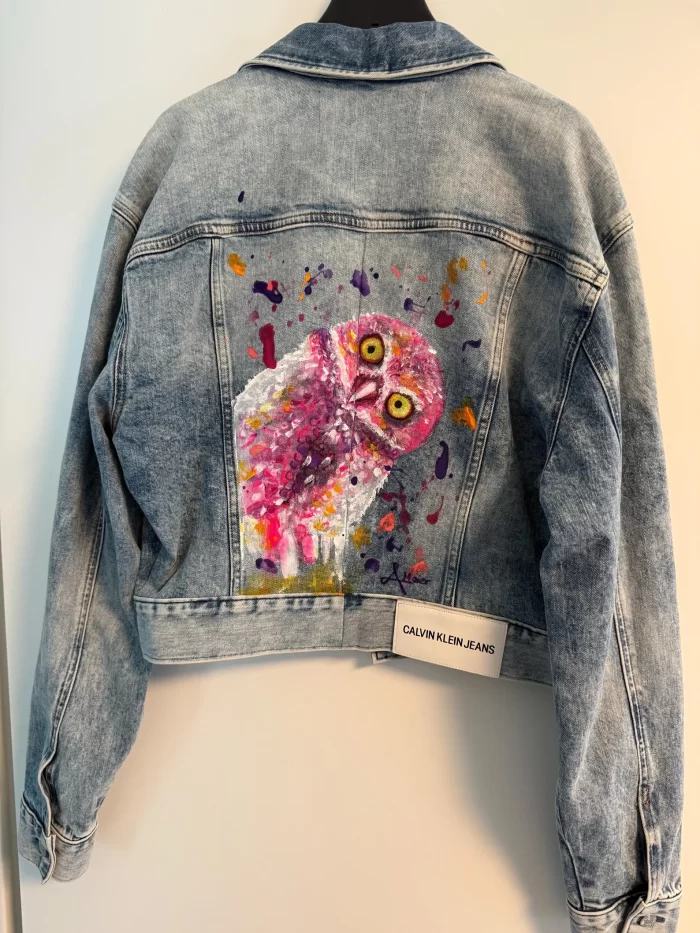 Kurz-Jeansjacke mit bunter Eule
