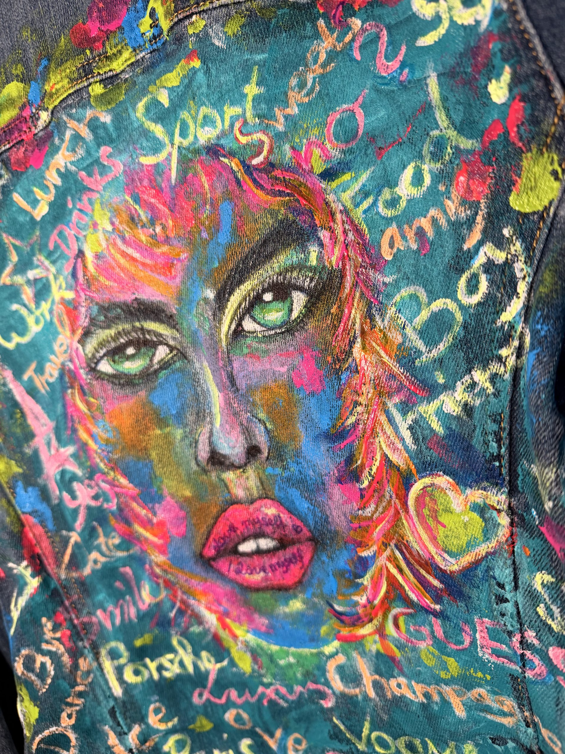 Knallige Guess Jeansjacke Woman – Bild 5