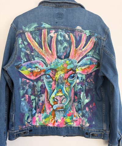 Sportliche LEE Jeansjacke mit knalligem Hirsch